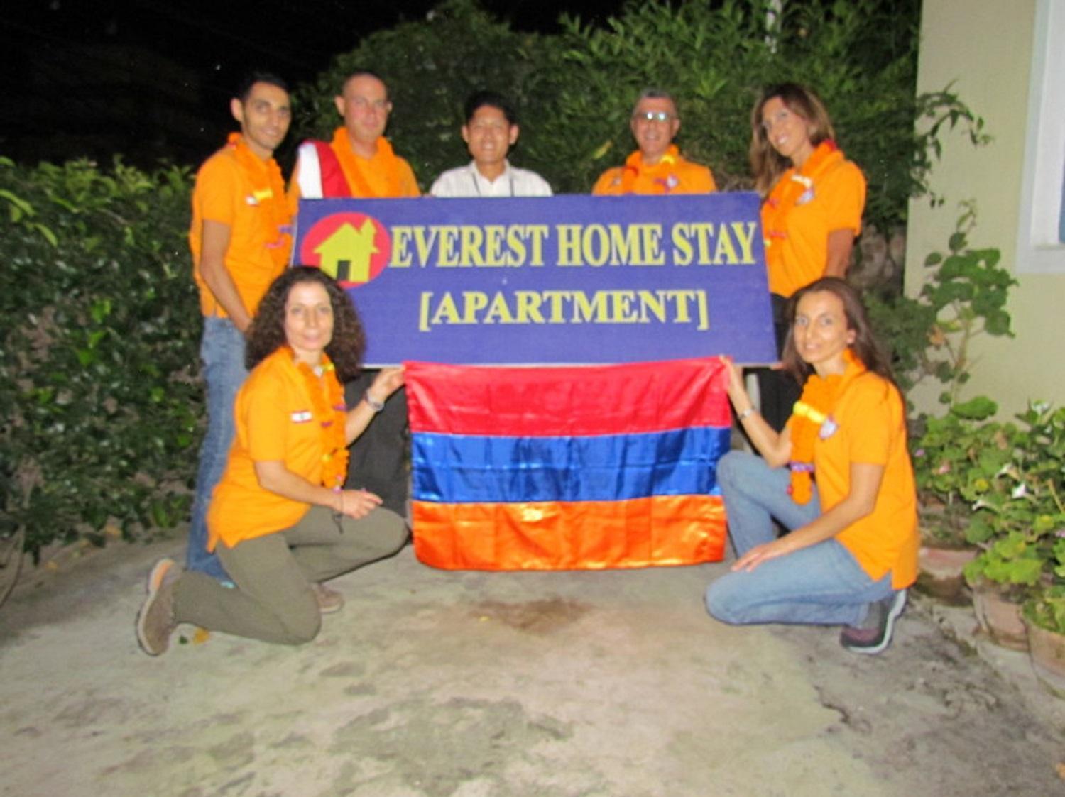 Everest Home Stay Apartment Lalitpur Zewnętrze zdjęcie