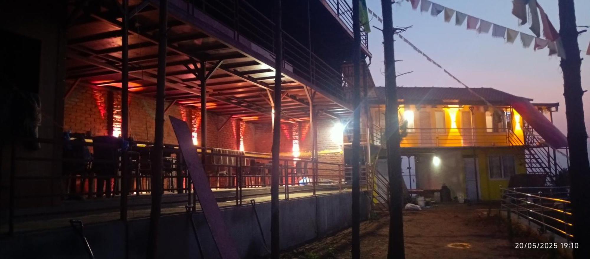 Everest Home Stay Apartment Lalitpur Zewnętrze zdjęcie