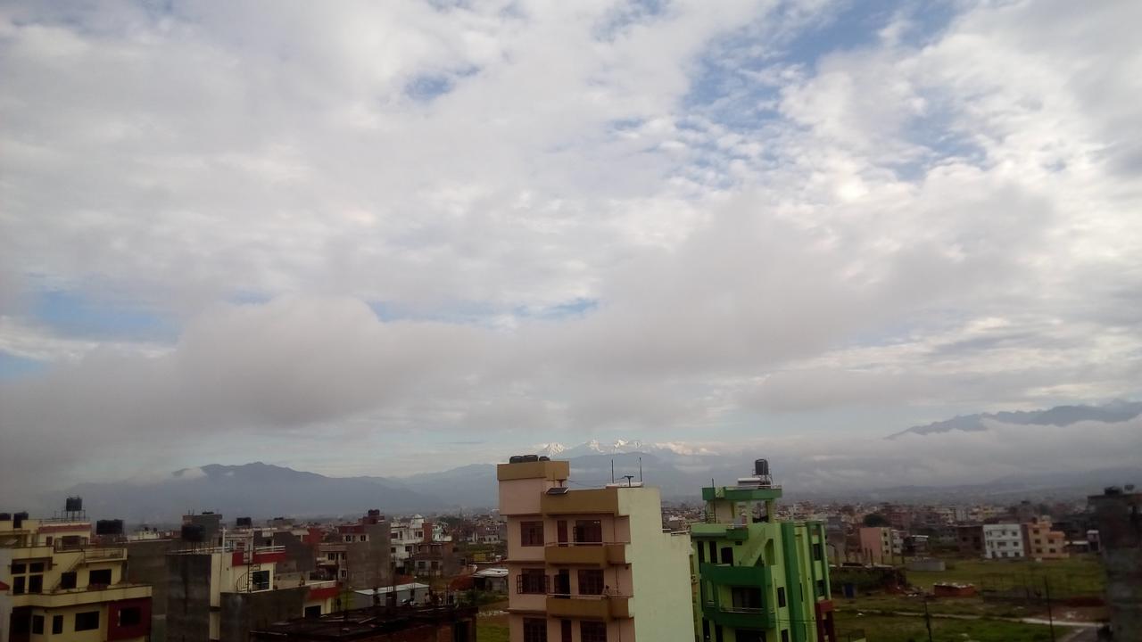 Everest Home Stay Apartment Lalitpur Zewnętrze zdjęcie