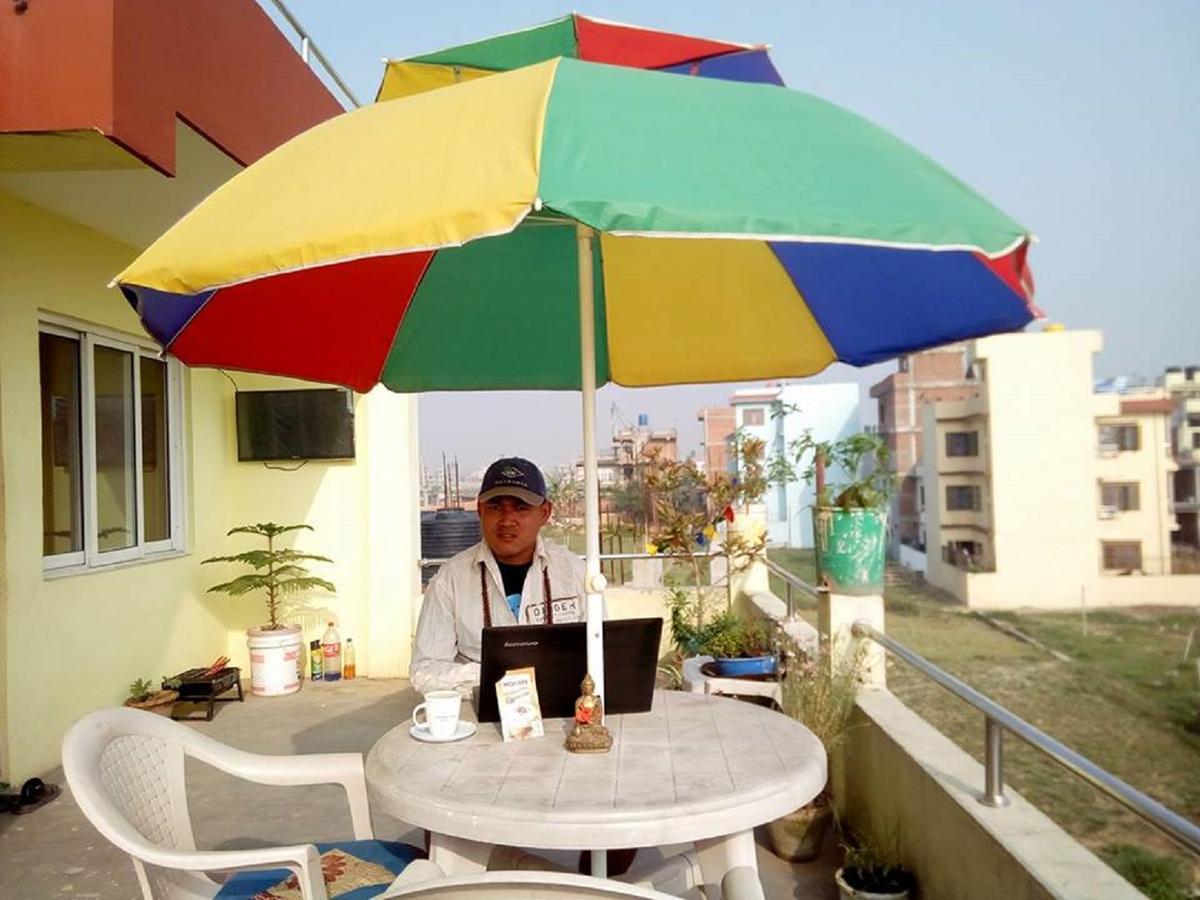 Everest Home Stay Apartment Lalitpur Zewnętrze zdjęcie