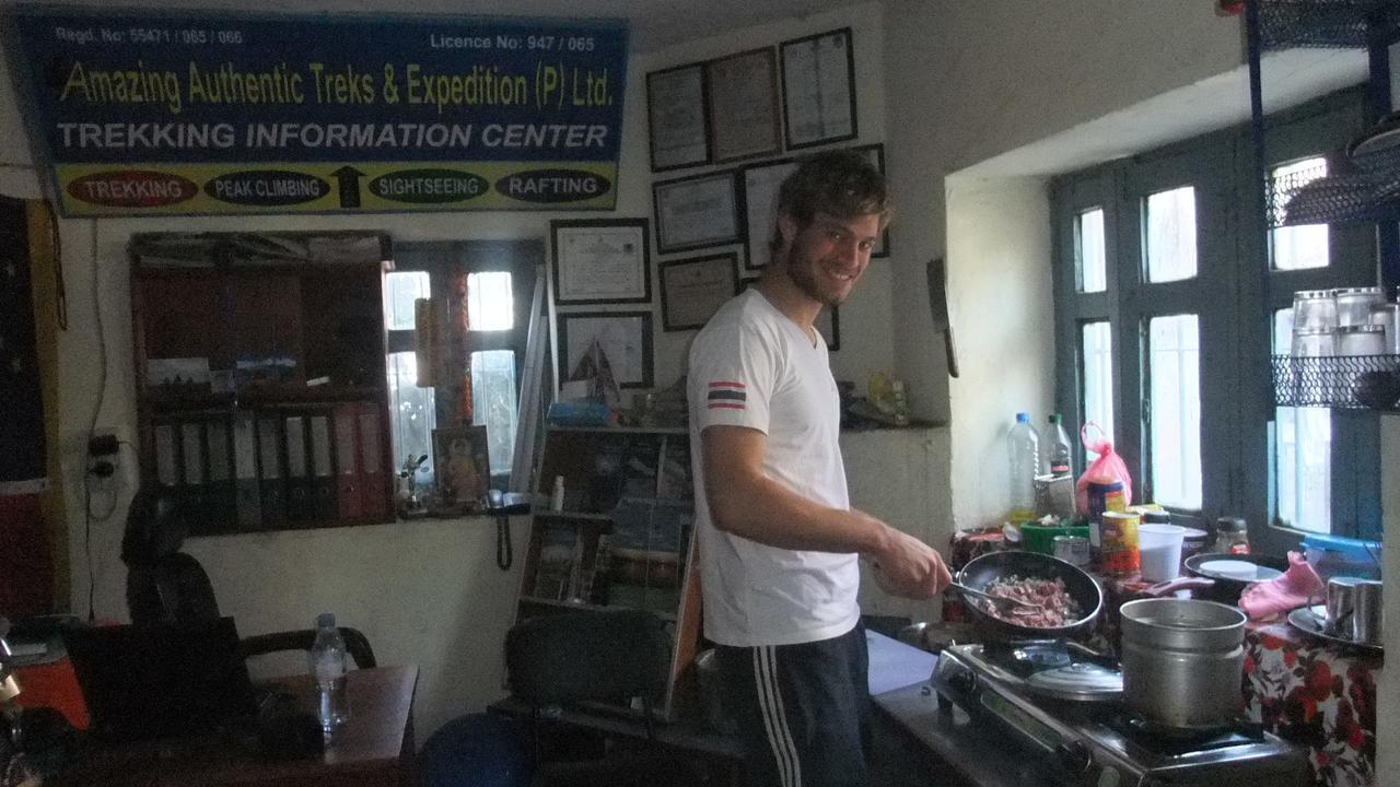 Everest Home Stay Apartment Lalitpur Zewnętrze zdjęcie